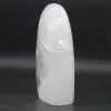 Piedra decorativa en cristal de roca pulido. - 2
