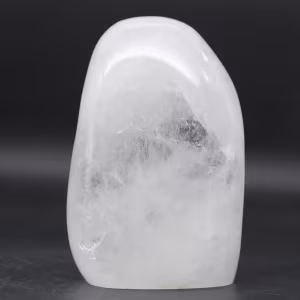 Cristal de roca pulido de madagascar