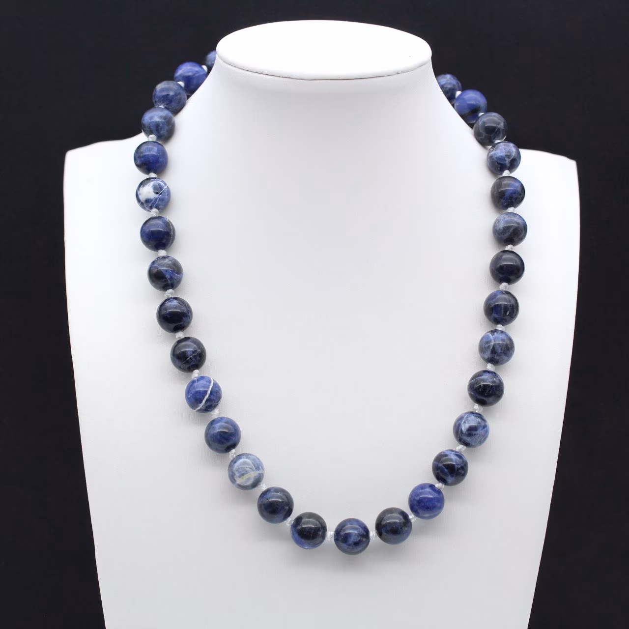 Collar de sodalita