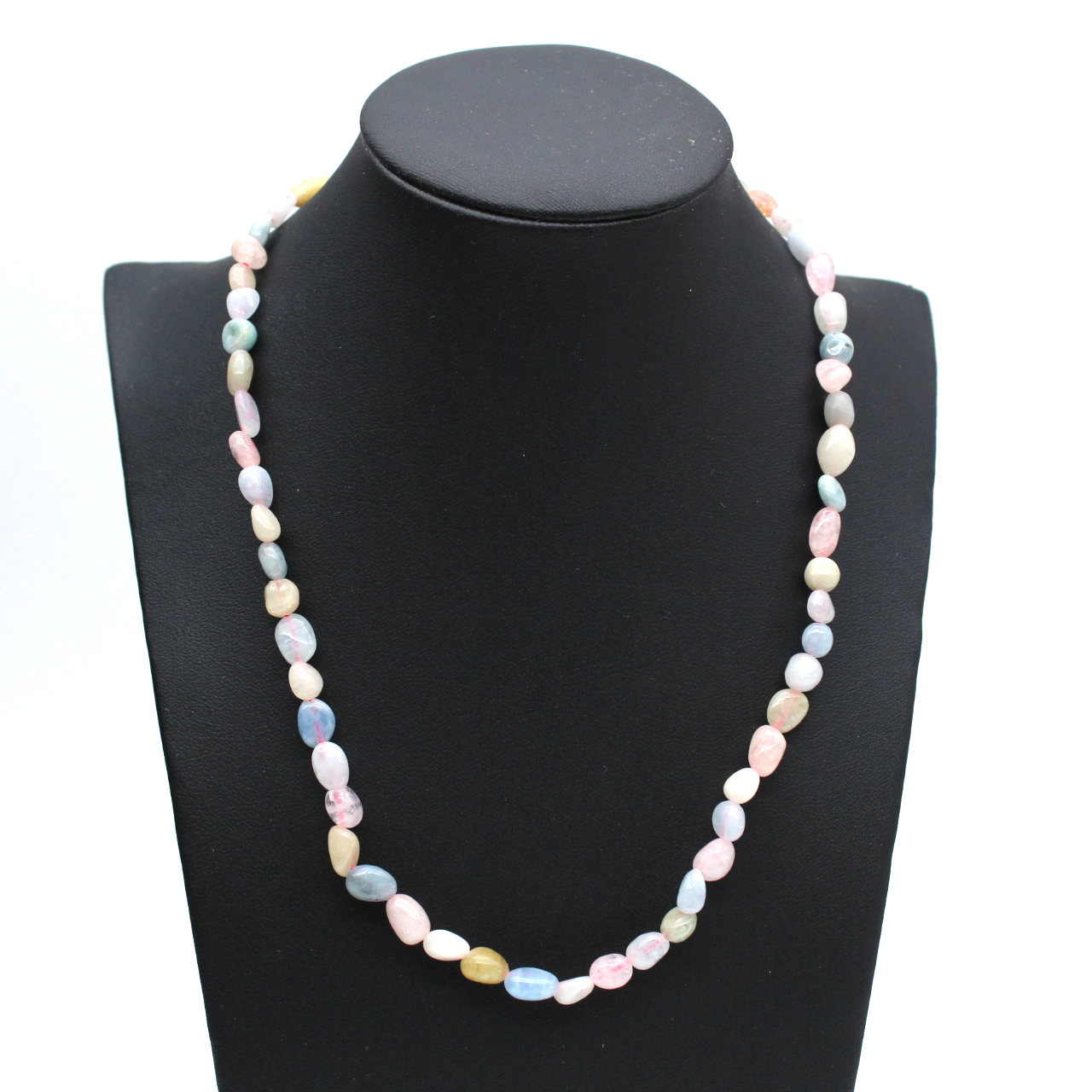 Collar de piedra berilo