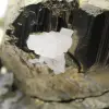 Grandes cristales de pirita con calcita. - 9