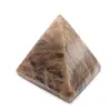Pirámide de piedra microclina de Madagascar - 0