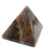 Pirámide de piedra microclina de Madagascar - 2