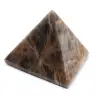 Pirámide de piedra microclina de Madagascar - 3