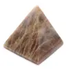 Pirámide de piedra microclina - 3