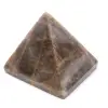 Pirámide de piedra microclina de Madagascar - 3