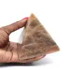 Pirámide de piedra microclina - 1