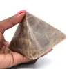 Pirámide de piedra microclina de Madagascar - 1