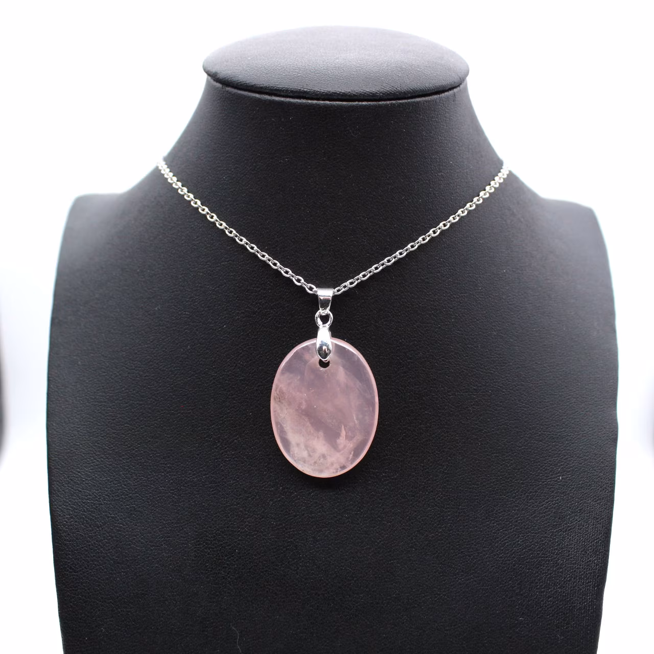 Colgante ovalado de cuarzo rosa