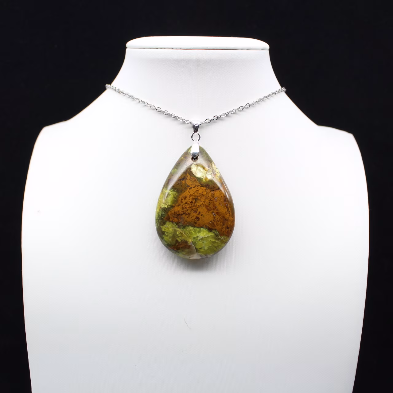 Colgante de gota de jaspe imperial