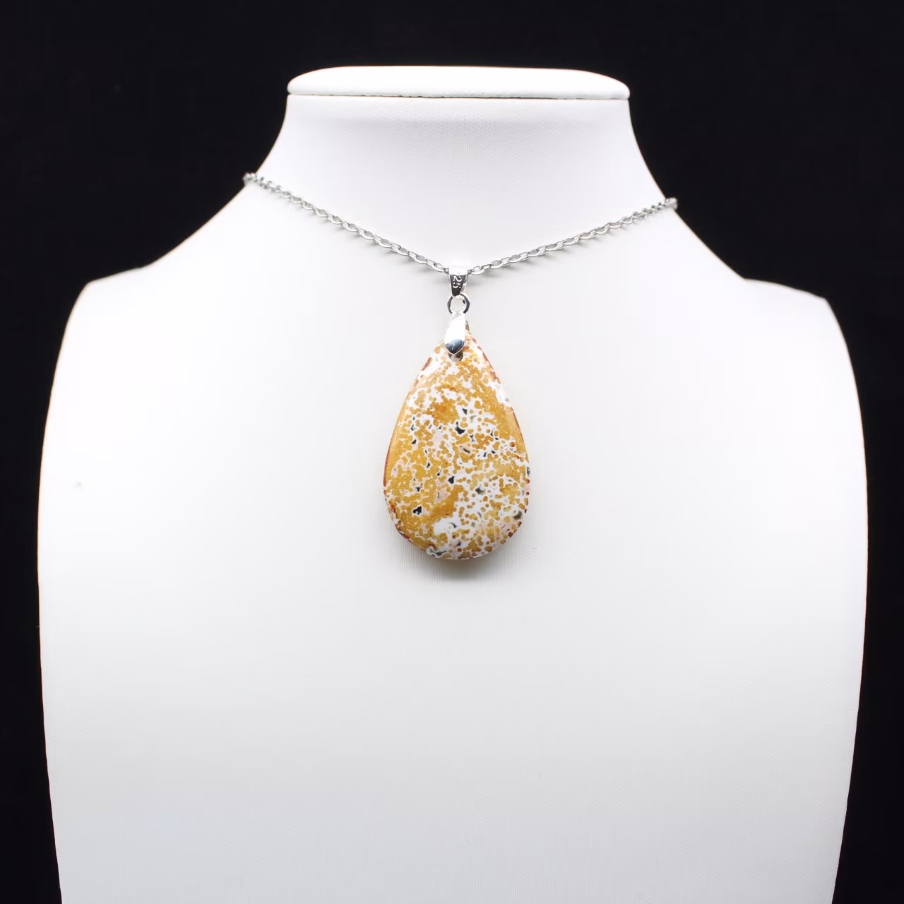 Colgante de gota de jaspe imperial