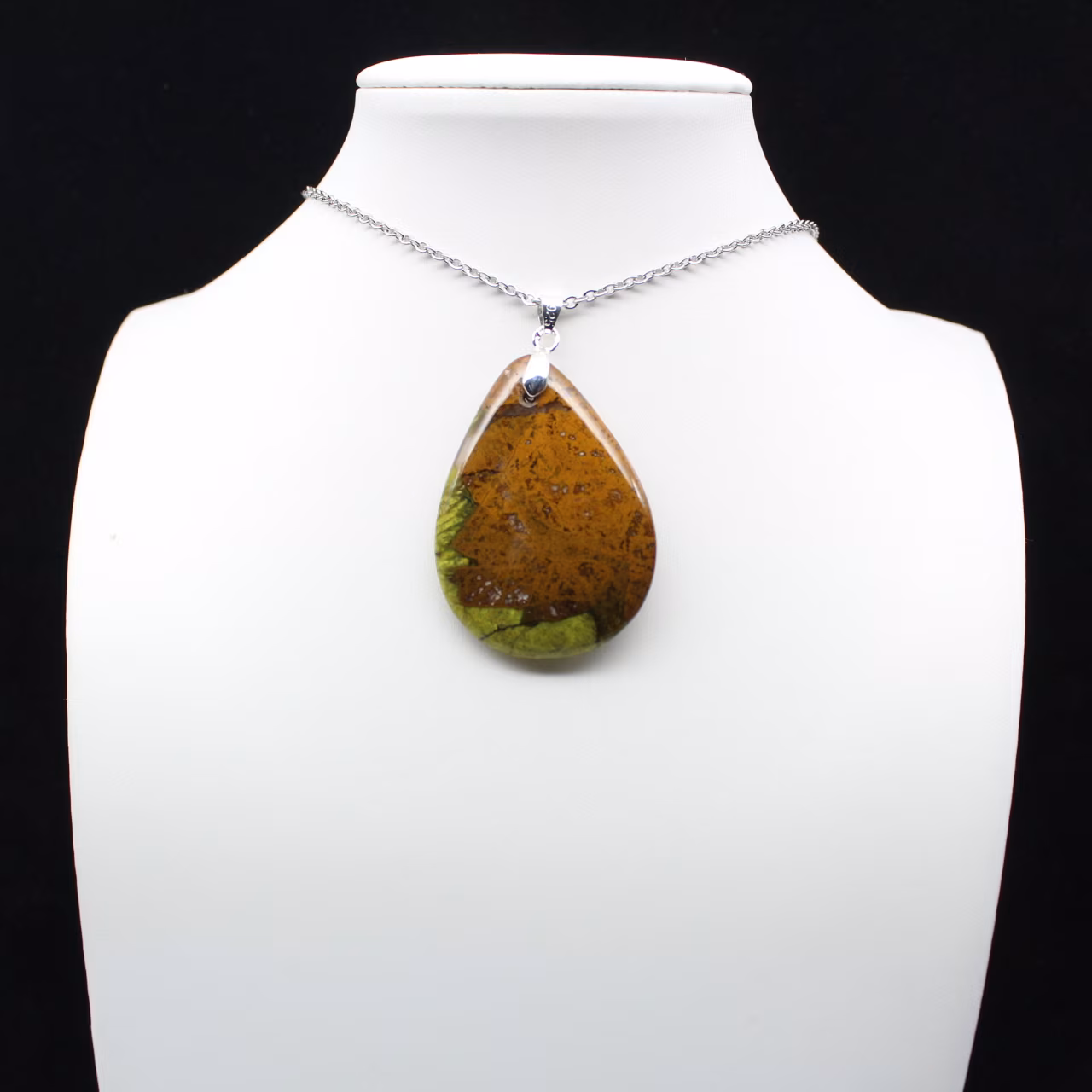 Colgante de gota de jaspe imperial