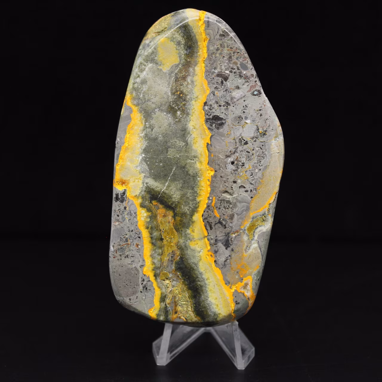 Adorno natural de abejorro de jaspe de piedra lisa