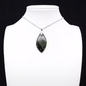 Colgante de hoja de jaspe kambamba
