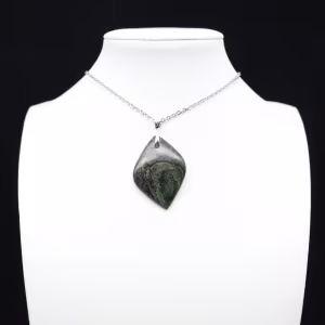 Colgante de hoja de jaspe kambamba