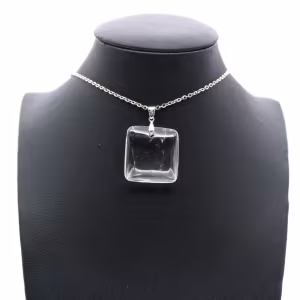 Colgante de cristal de roca