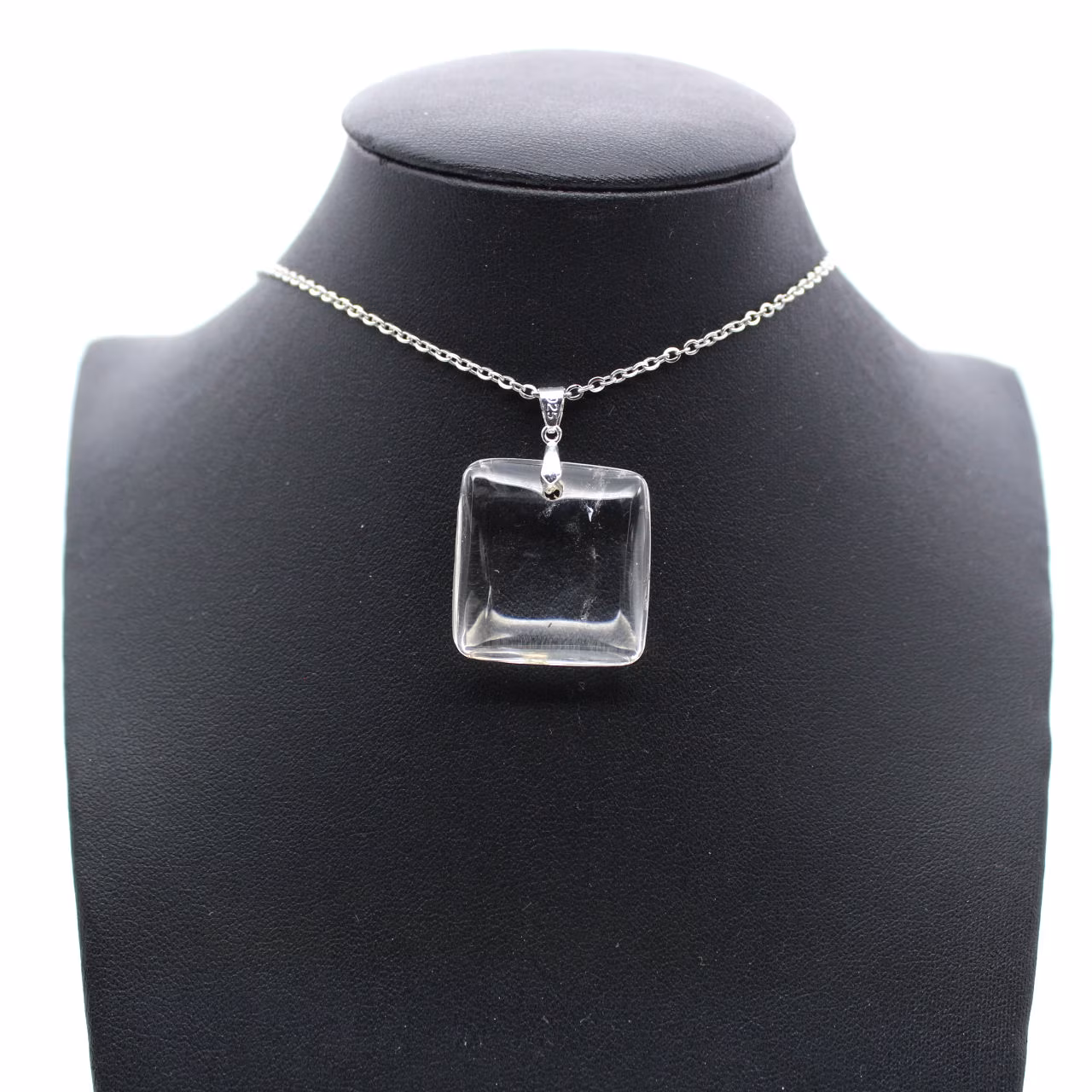 Colgante de cristal de roca