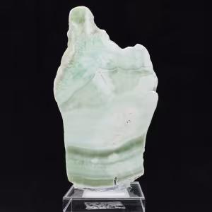 Rebanada auténtica y pulida de piedra de aragonita verde