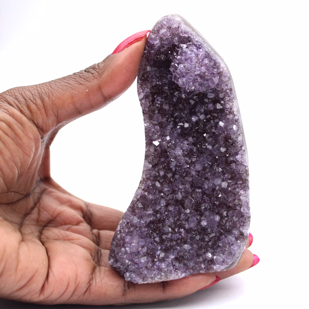 Amatista brasileña: una pequeña geoda para la estética