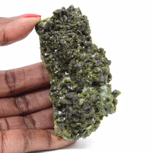 Epidote de Imilchil en la roca original