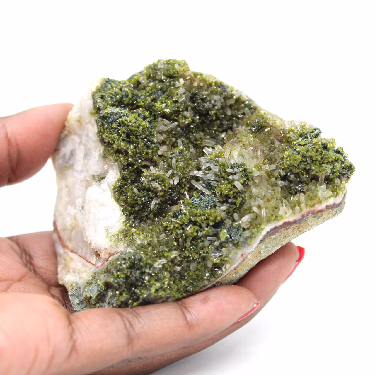 Cristales de epidota verde sobre matriz procedentes de Marruecos
