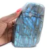 Ejemplar de labradorita pulida, roca mineral decorativa - 1