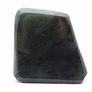 Labradorita pulida, ejemplar compacto de Madagascar