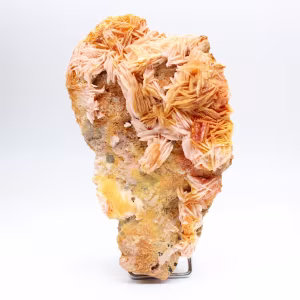 Ejemplar de barita naranja marroquí en cristales naturales