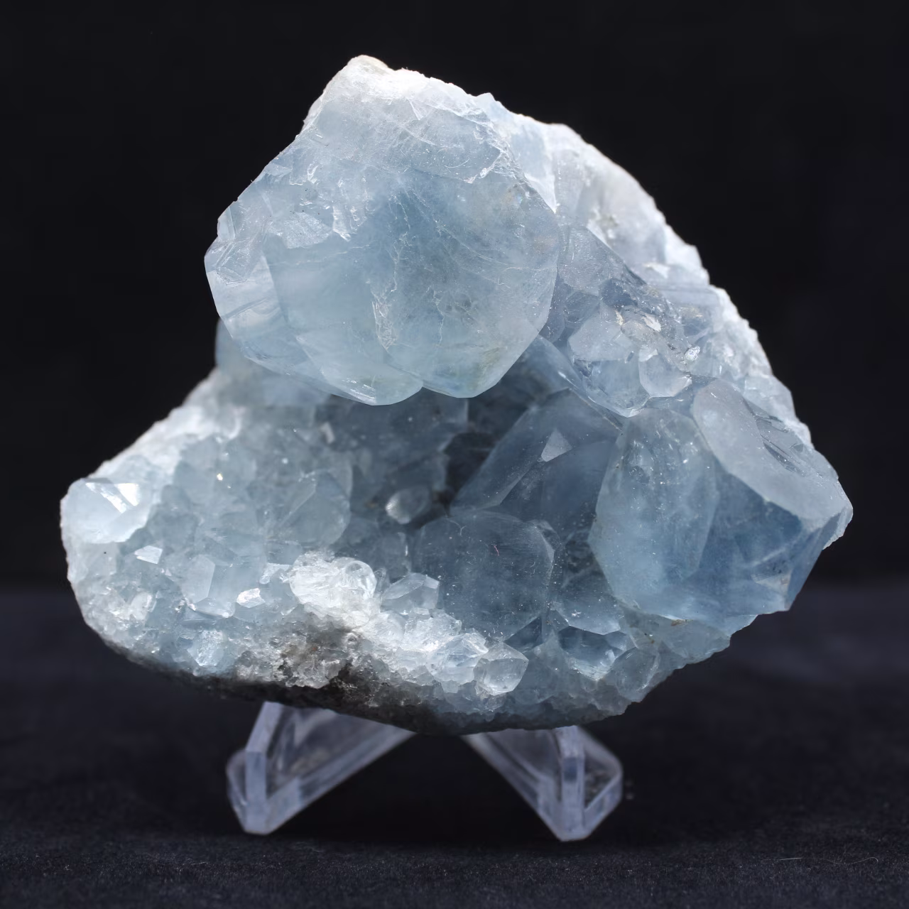 Geoda de celestina azul de Madagascar