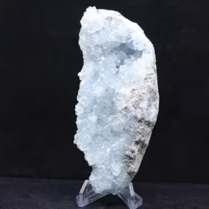 Celestita de Madagascar: Geoda de cristal azul