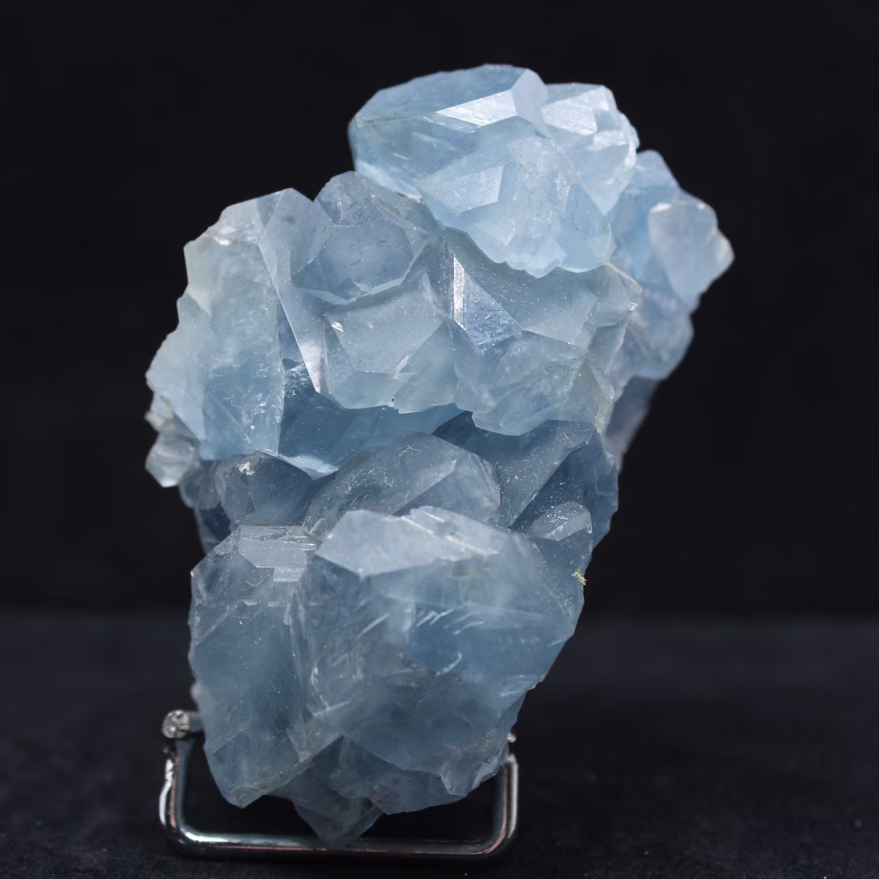 Celestina malgache: drusa de cristal azul