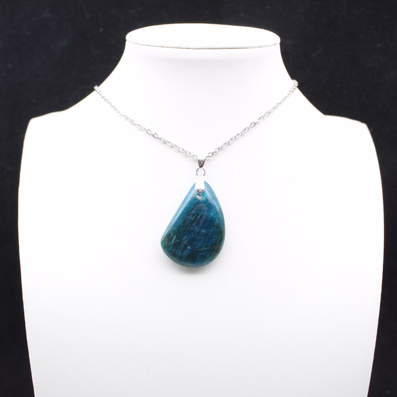 Colgante de apatita azul verdosa - Auténtico de Madagascar