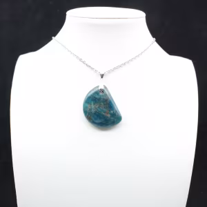 Colgante de apatita de Madagascar: una piedra preciosa para coleccionistas