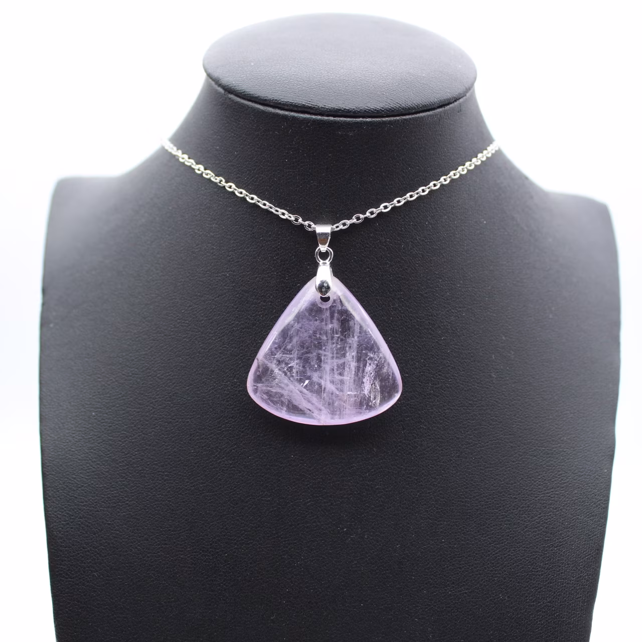 Colgante de amatista de Madagascar: piedra natural de colección
