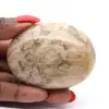 Guijarro de feldespato natural procedente de Madagascar. - 0