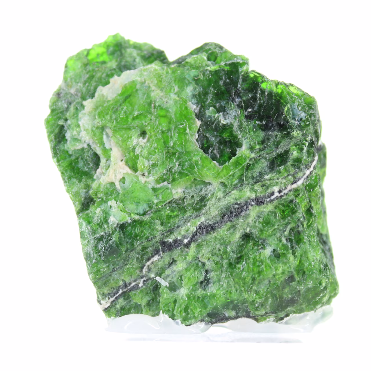 Diópsido de cromo natural en bruto, ejemplar verde de Finlandia, 80 g