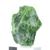 Cromodiópsido finlandés en bruto, muestra verde sobre base de 80 g. - 2