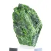 Cromodiópsido finlandés en bruto, muestra verde sobre base de 80 g. - 4