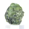 Diópsido de cromo natural en bruto procedente de Finlandia sobre una base de 65 g. - 2