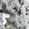 Cristalización de pirita octaédrica peruana sobre basamento. - 8